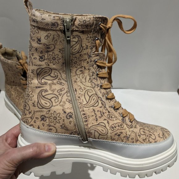 LAST DAY Free People Paisley Canvas Lace-up Hiker Design Boots NWOT Size 7 - Picture 9 of 11